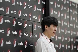 开云官网-这很“瀚森”！杨瀚森：电视机前的球迷 看好球吃好饭下好菜