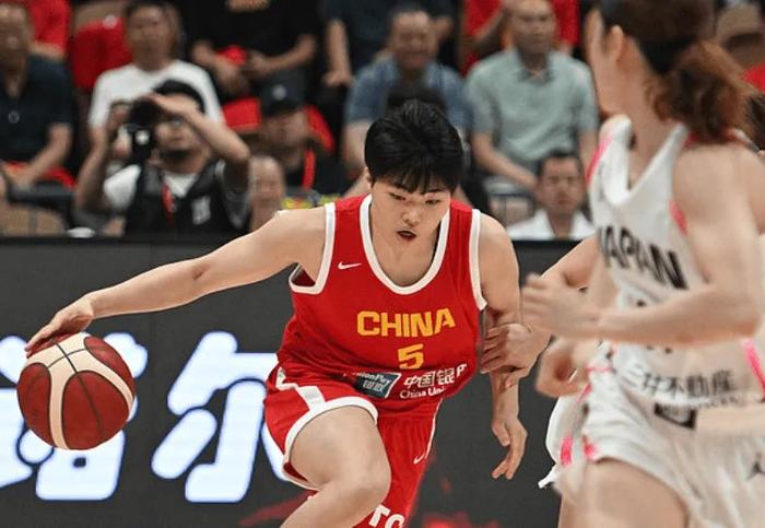 男女篮最新动态！女篮12人大名单公布，杨瀚森确定出战亚洲杯！